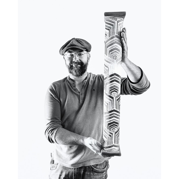 Rain column constatnt 7min, rain sound instrument. various surfaces